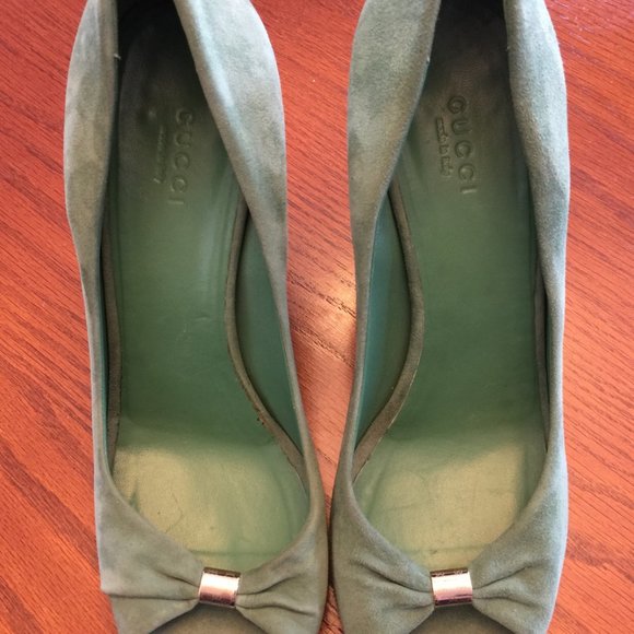 GUCCI AUTHENTIC SUEDE WEDGE SHOES - Picture 2 of 6